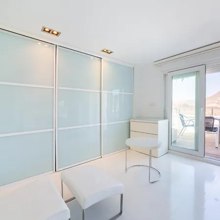 Villa Lux *