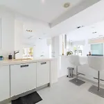 Lux فيلة