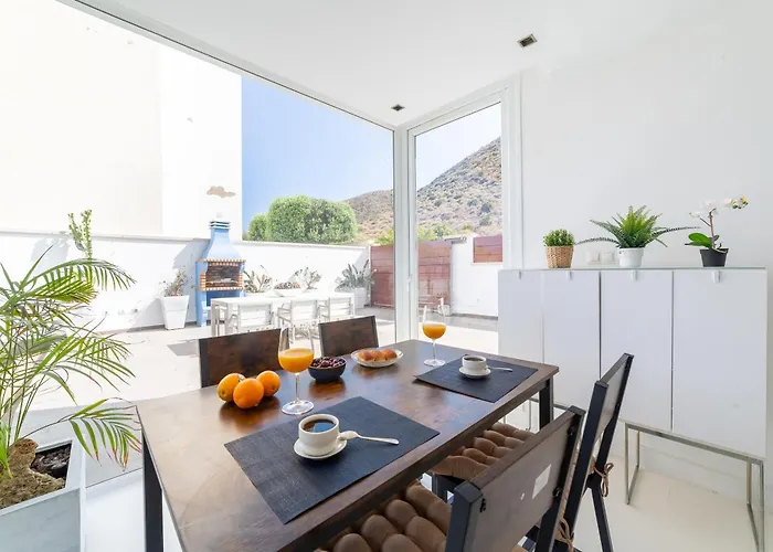 Lux Villa *